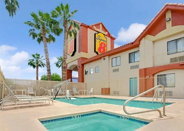 Hotel Super 8 By Wyndham Tucson/grant Road Area Az