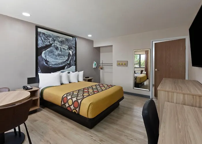 Super 8 By Wyndham Tucson/grant Road Area Az Hotel Tucson