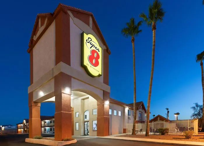 Hotel Super 8 By Wyndham Tucson/grant Road Area Az 2*