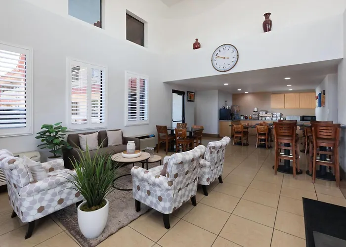 Super 8 By Wyndham Tucson/grant Road Area Az 2*