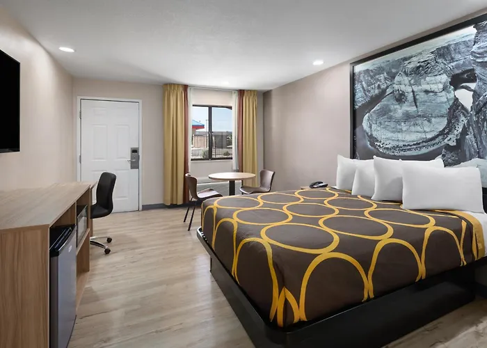 Super 8 By Wyndham Tucson/grant Road Area Az Tucson